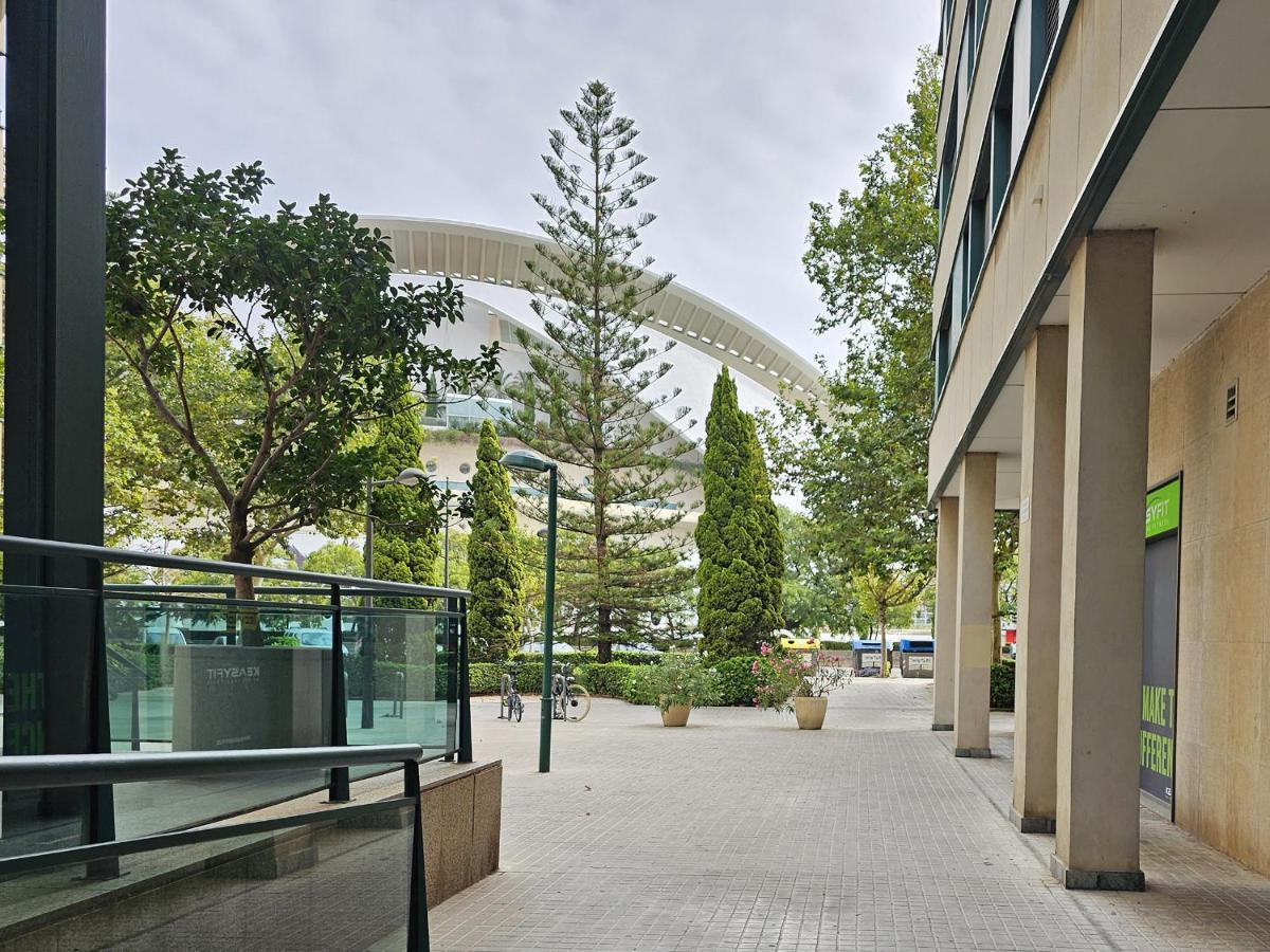 Apartamentos Las Ciencias Studio X Valencia Exterior photo